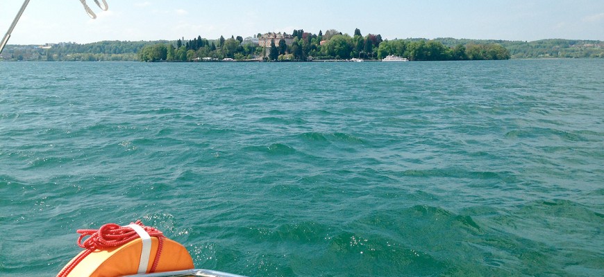 bodensee-auf-eigenem-Kiel-Ausblick auf Mainau